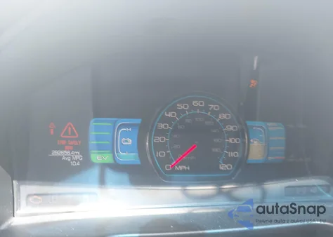 2011 Ford Fusion Hybrid z USA, uszkodzony, nr VIN 3FADP0L37BR307841